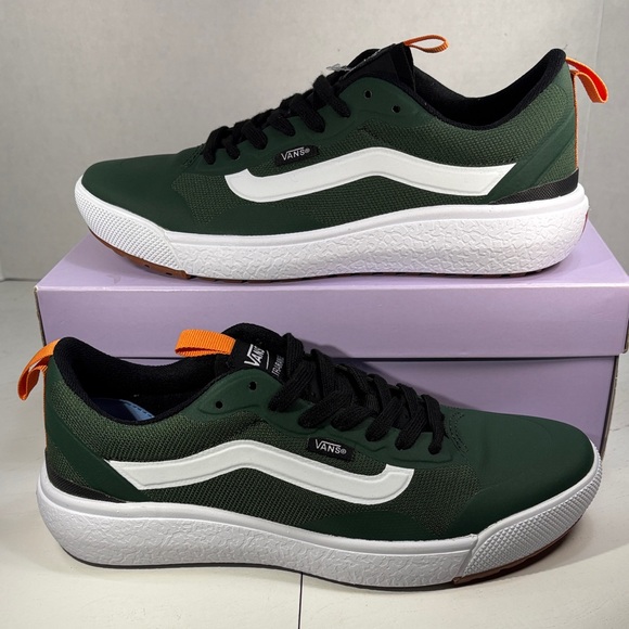 Vans Shoes - NWT Vans UltraRange EXO All Purpose Trainers Women’s 8.5 Men’s 7